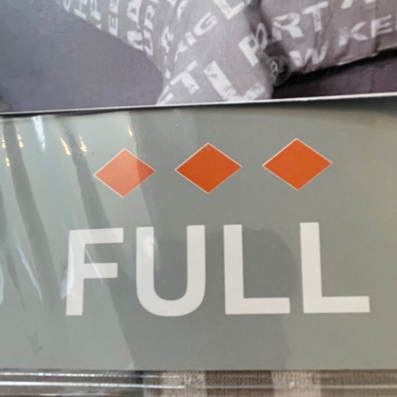 NWT RizKidz full size comforter set w/ shams gray - Picture 5 of 7